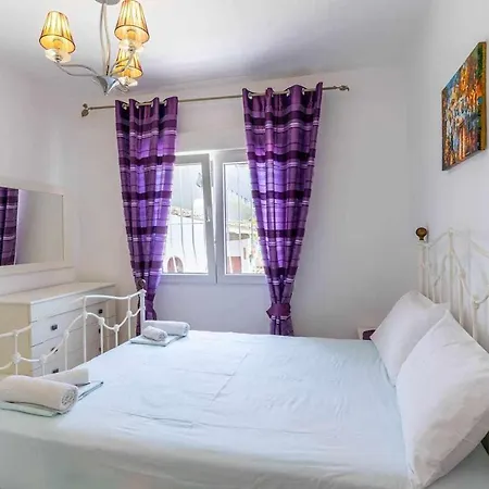 Inftour La Fustera A فندق 4*