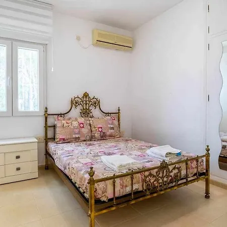 Inftour La Fustera A فندق بينيسا